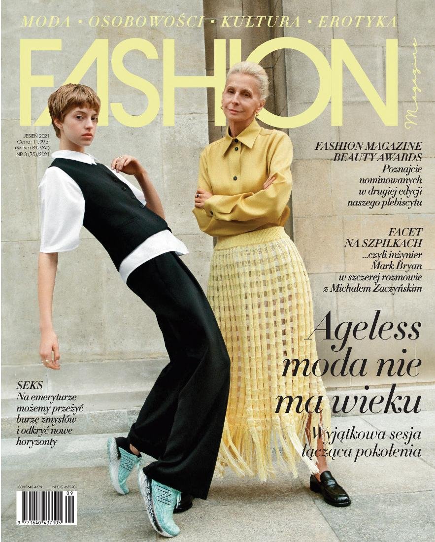 fashion-magazine-b-iext97590707